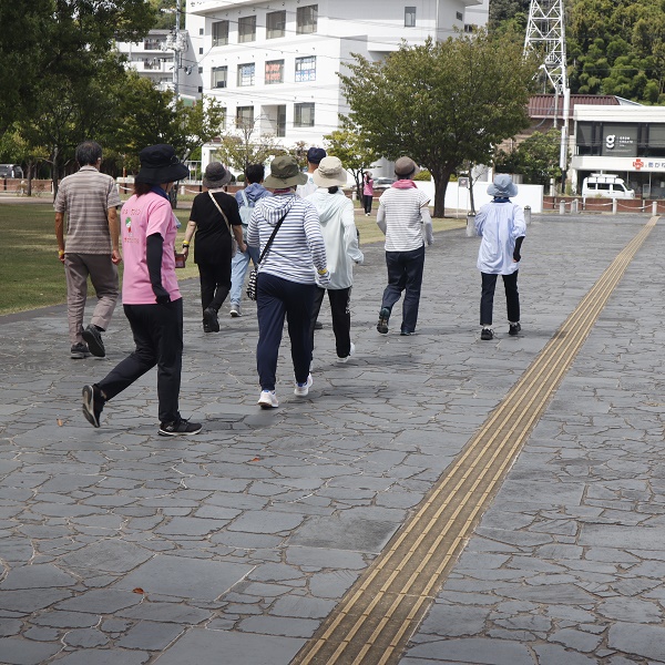 中央公園をウォーキングの写真